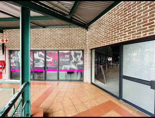 250M² RETAIL TO LET IN KYALAMI